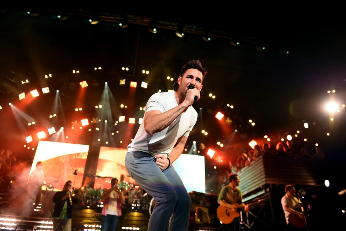 Jake Owen performing live on stage